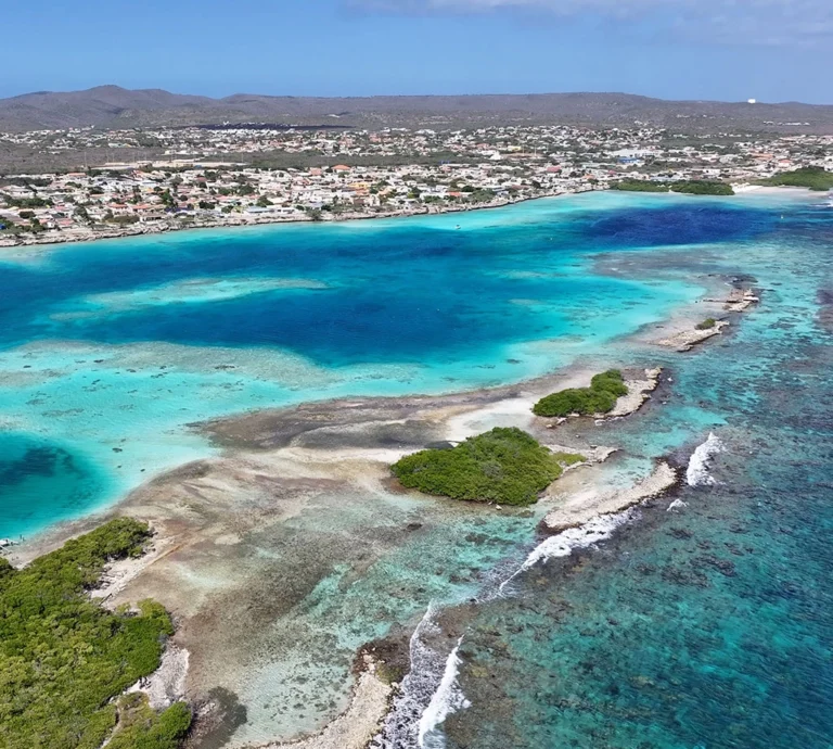 dwic27_travel_itinerary_06-oranjestad
